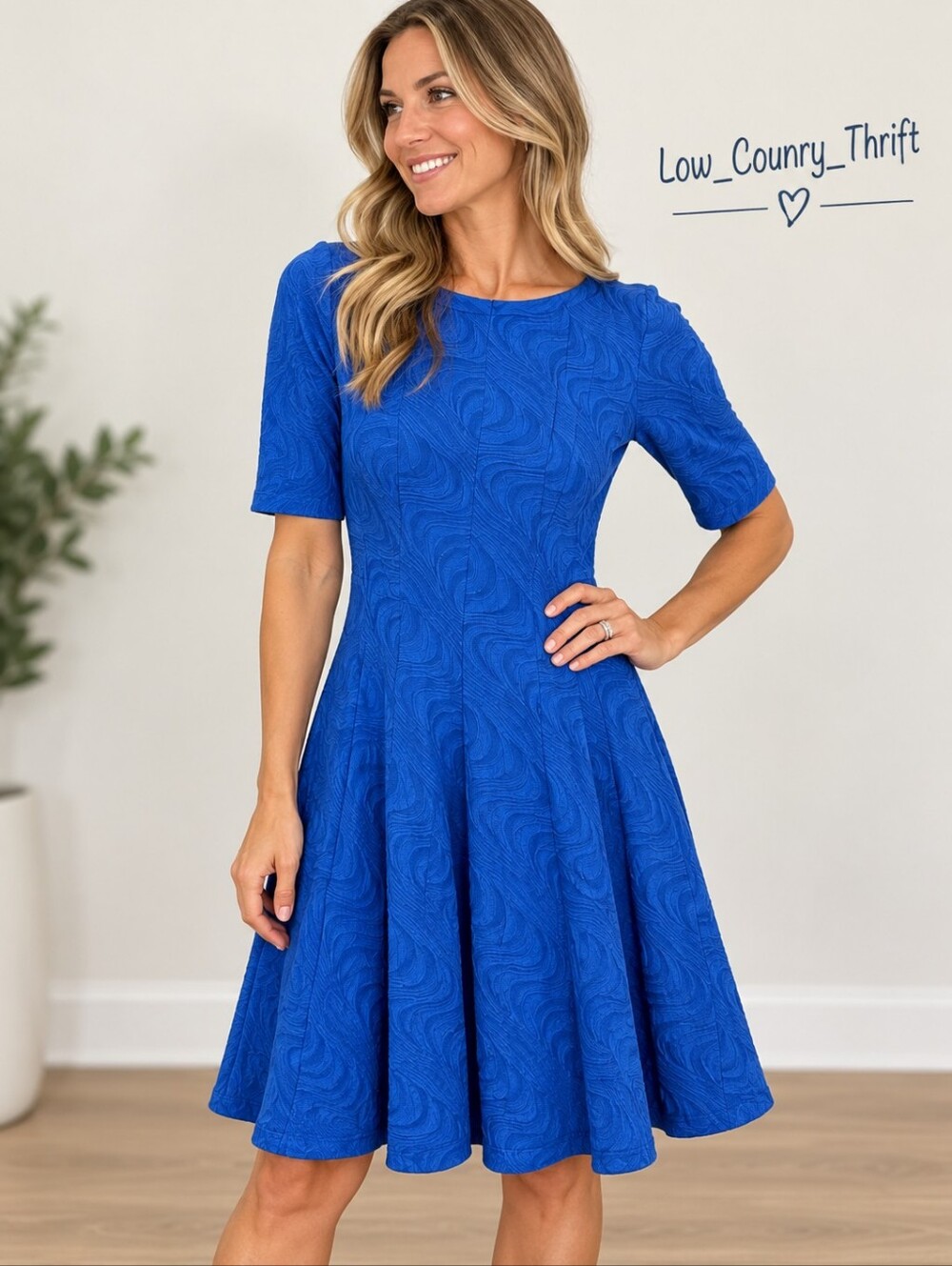 Gabby Skye Blue Textured Fit & Flare Dress Women's 4 Short Sleeve